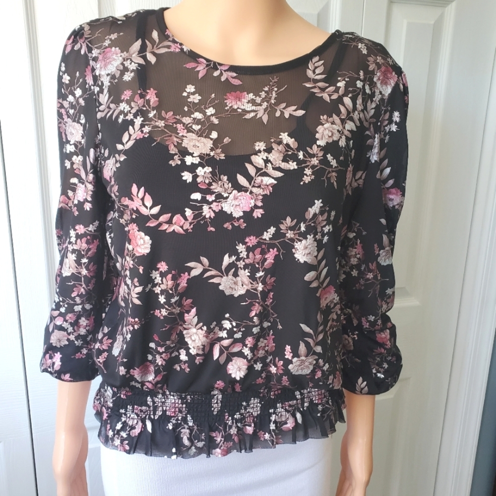 Cravefame Woman's Black Floral Top 3/4 Sleeve Sheer Lined M Office Siren Casual